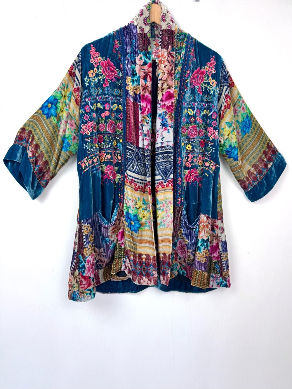 Johnny Was Biza Printed Velvet embroidered Kimono Jacket Medium - Picture 3 of 16